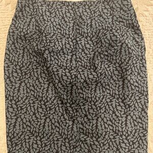 LOFT Black and Gray Leaf Pencil Skirt